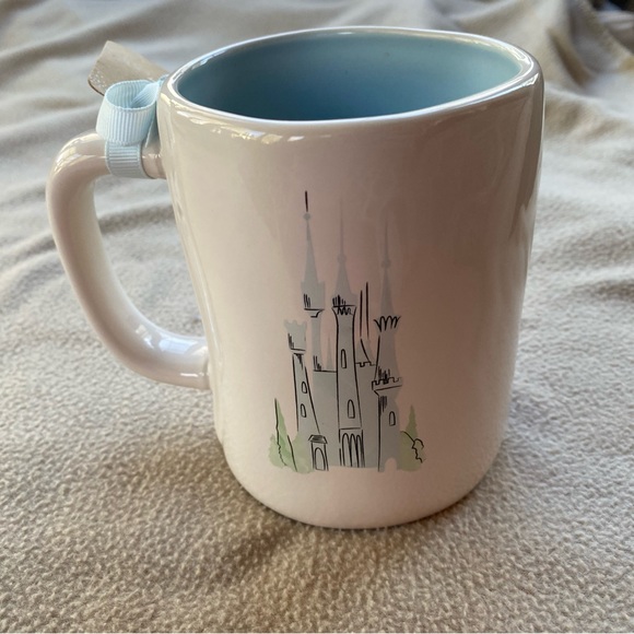 SOLD! Dunn Disney🏰Princess Artesian Collection”A Dream Come True!”Double Sided - Picture 10 of 10